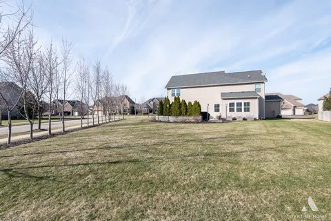 $679,000 | 27016 Thornwood Boulevard, Plainfield, IL 60585