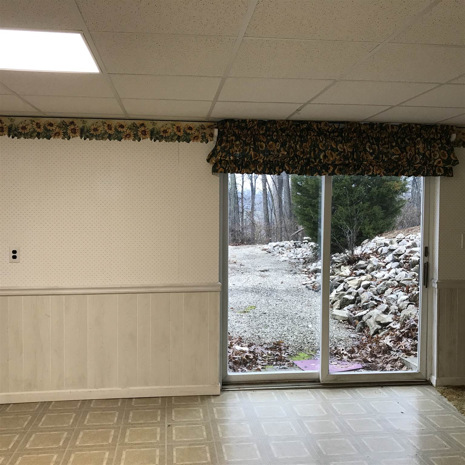 13401 Mt Calvary Road Loogootee, IN 47553 - Photo 20 of 25