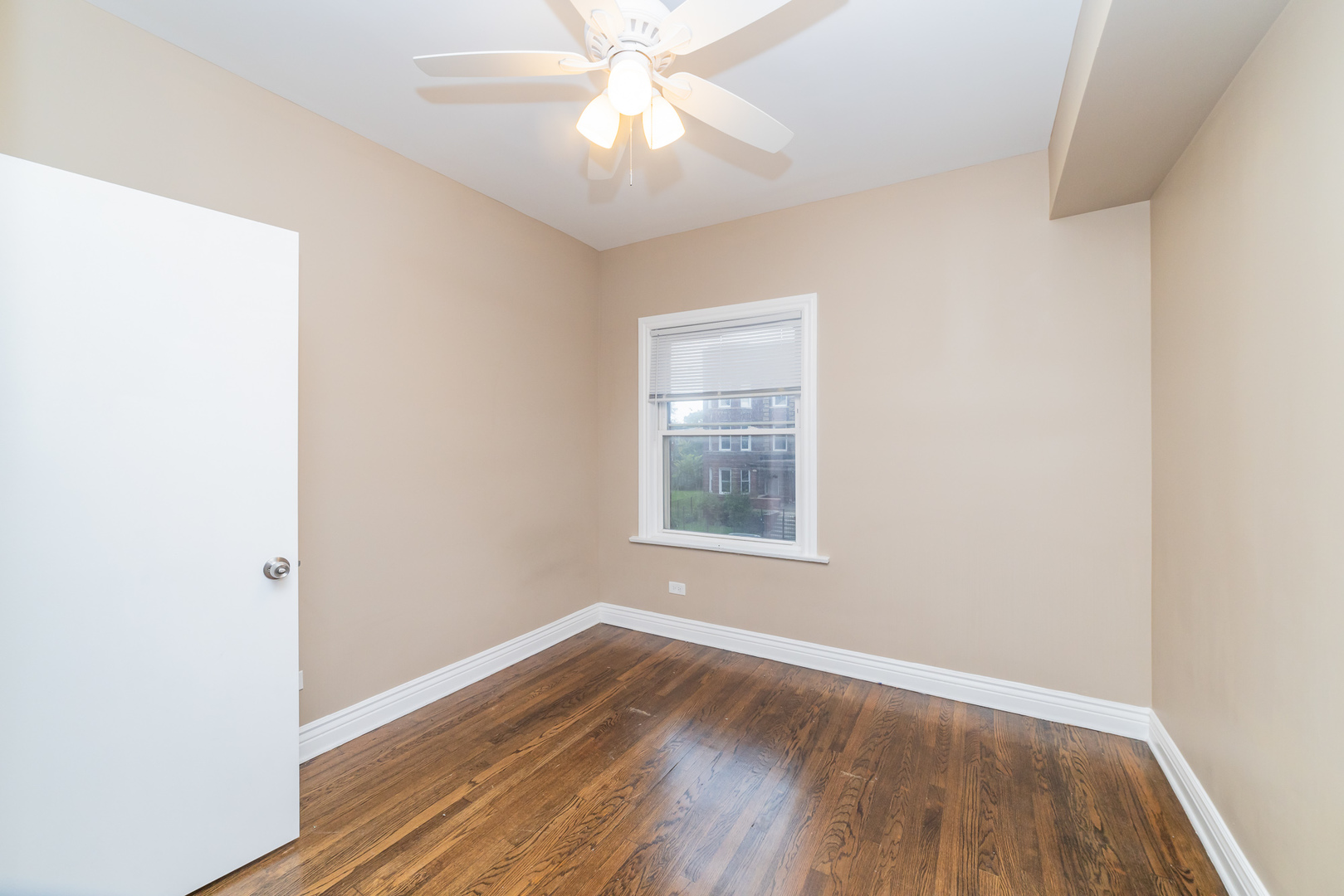 7122 South Normal Boulevard Chicago, IL 60621 - Photo 11 of 20