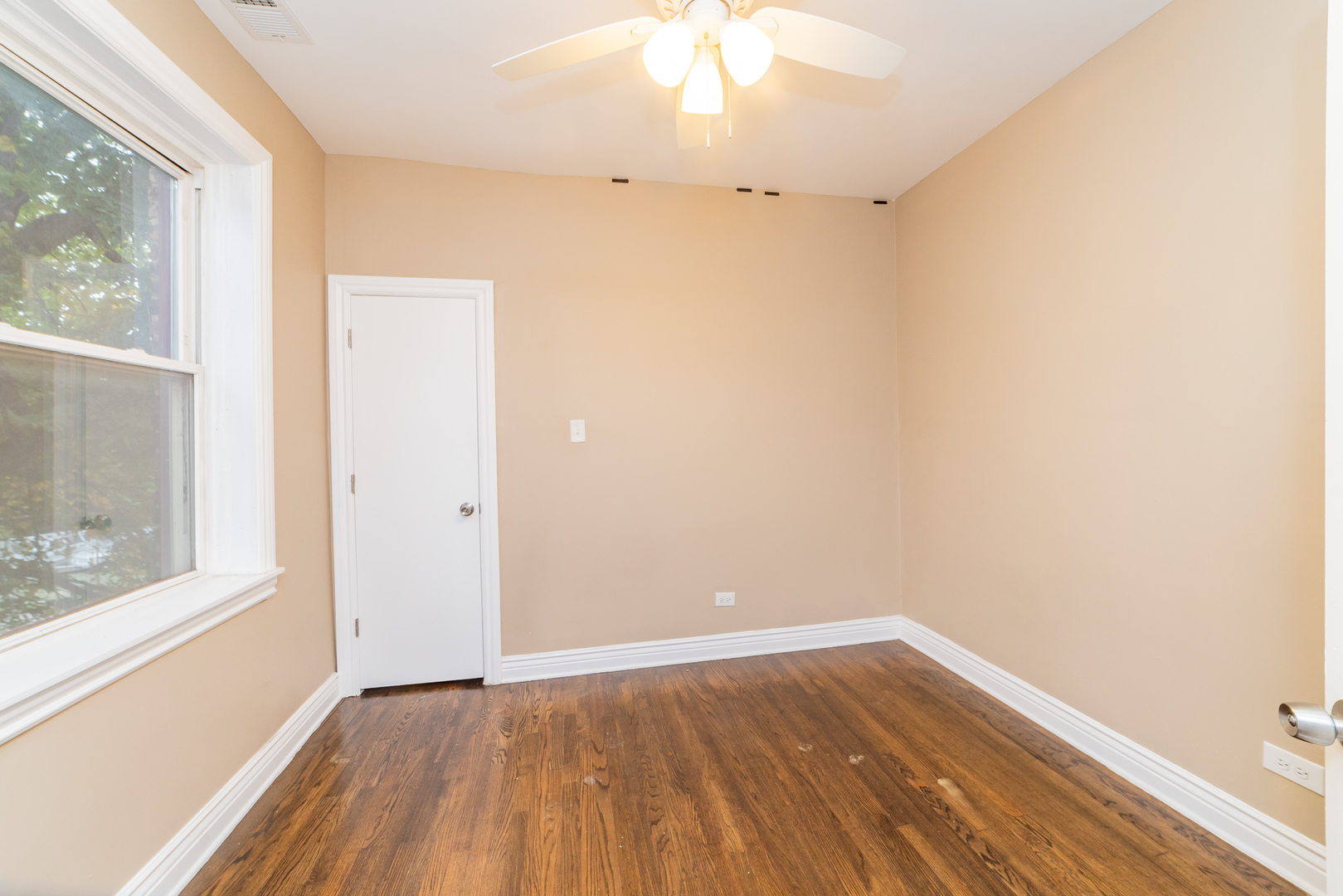 7122 South Normal Boulevard Chicago, IL 60621 - Photo 14 of 20