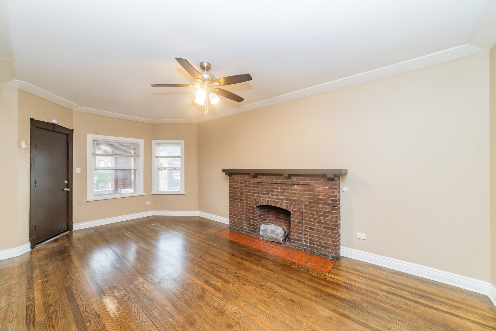 7122 South Normal Boulevard Chicago, IL 60621 - Photo 4 of 20