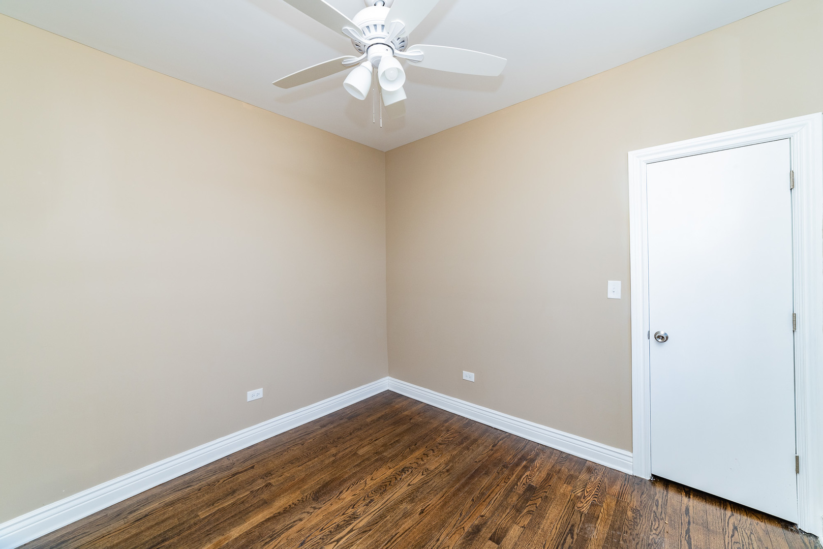 7122 South Normal Boulevard Chicago, IL 60621 - Photo 8 of 20