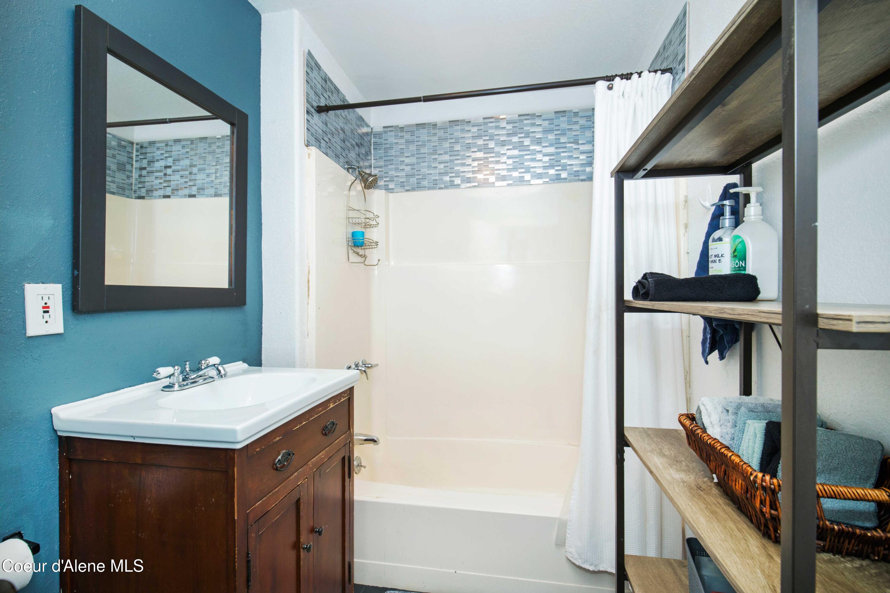 41 Pinecone Road Sandpoint, ID 83864 - Photo 25 of 61 41PR_48