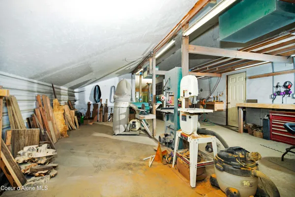 $1,050,000 | 41 Pinecone Road, Sandpoint, ID 83864