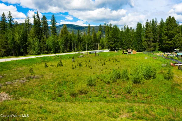 $1,050,000 | 41 Pinecone Road, Sandpoint, ID 83864