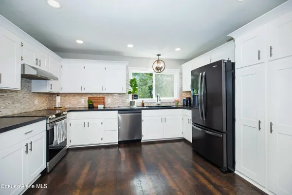 $1,050,000 | 41 Pinecone Road, Sandpoint, ID 83864