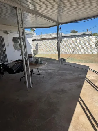 $1,600 | 2615 East Grandview Road, Phoenix, AZ 85032