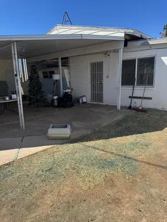 $1,600 | 2615 East Grandview Road, Phoenix, AZ 85032