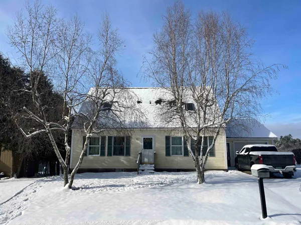 $400,000 | 17 Stonegate Drive, Middlebury, VT 05753
