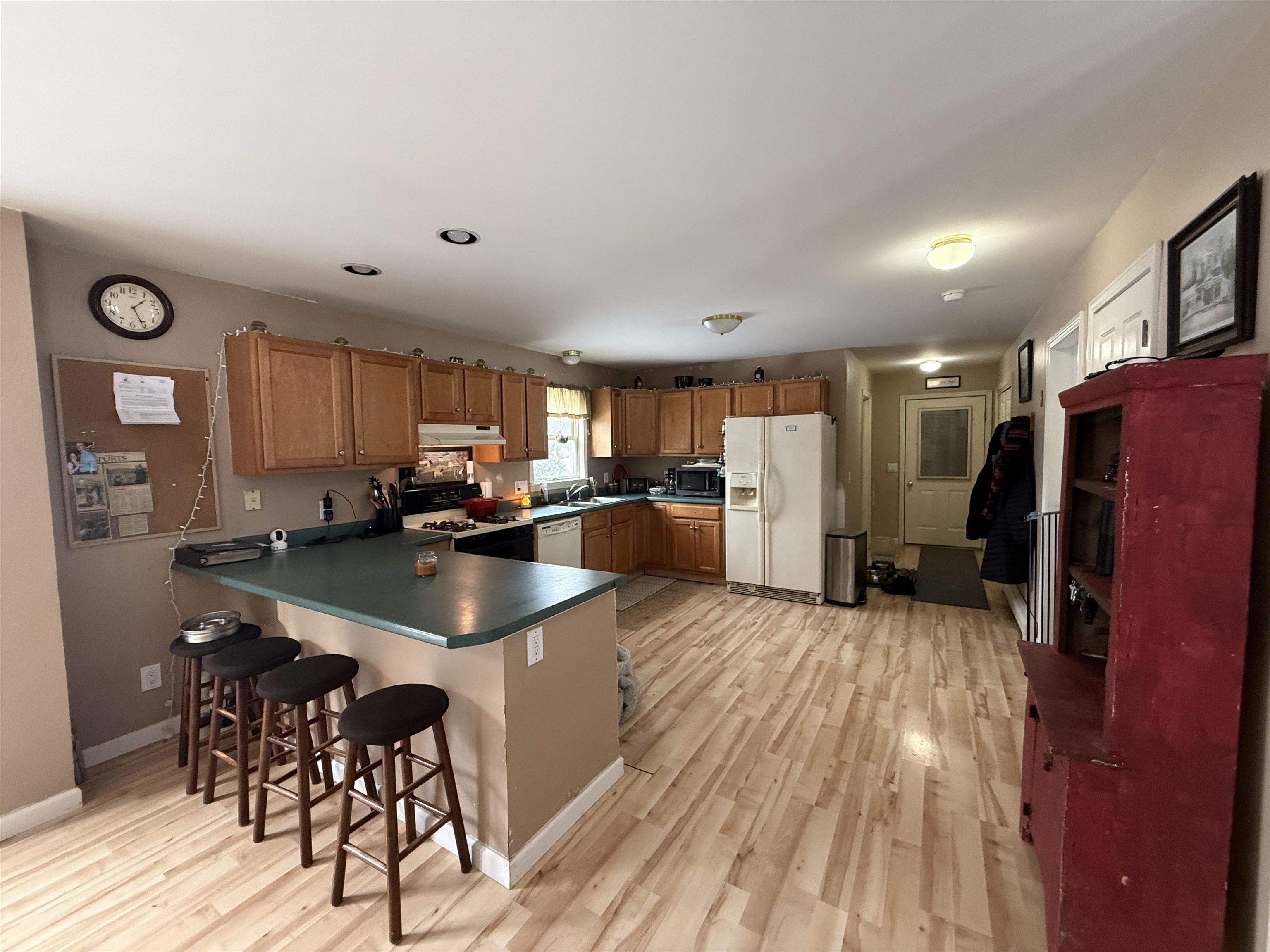 17 Stonegate Drive Middlebury, VT 05753 - Photo 8 of 24