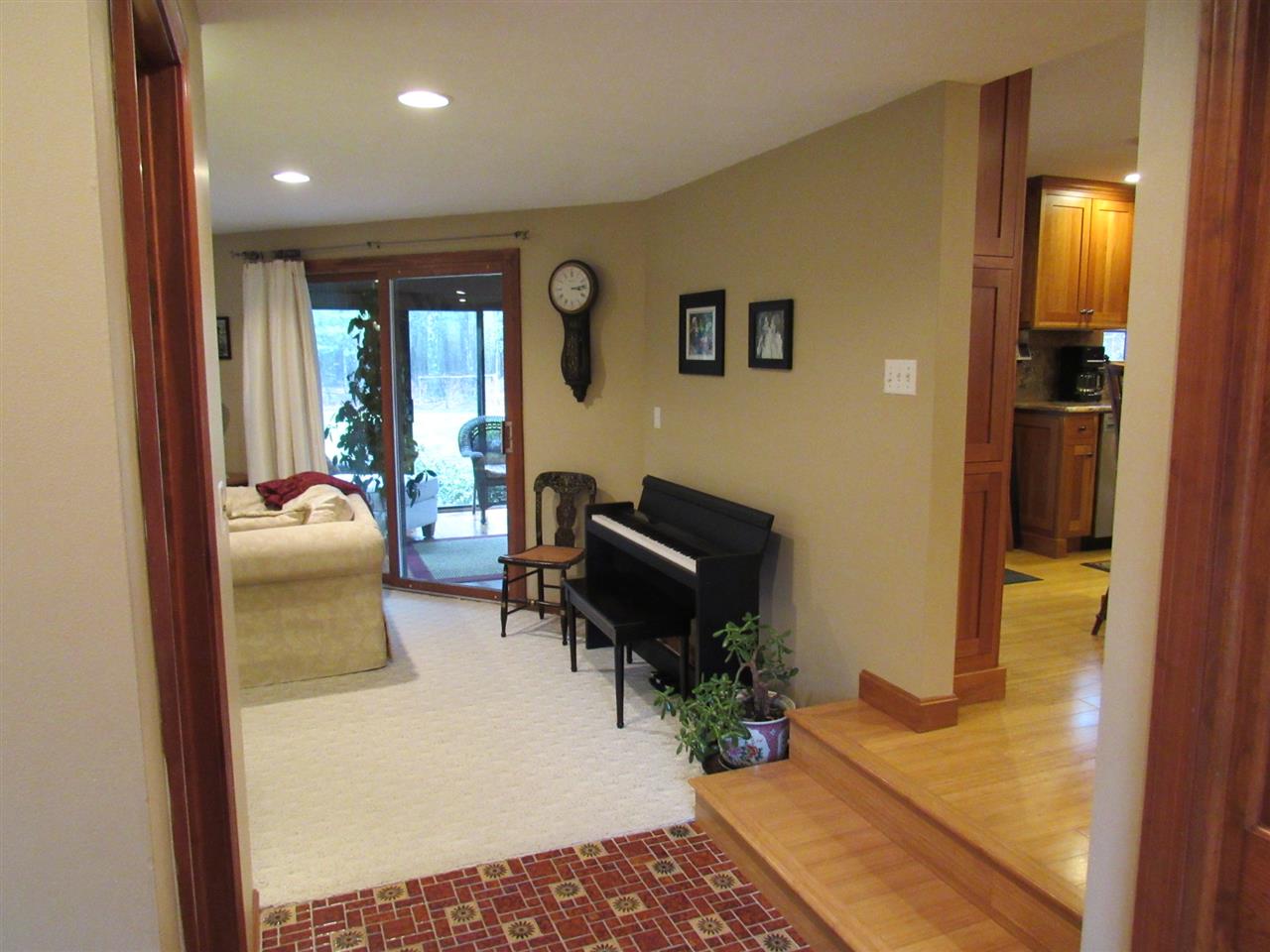 14 Shaker Road Concord, NH 03301 - Photo 4 of 26