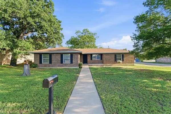 $239,000 | 1400 Royal Lane, Cisco, TX 76437