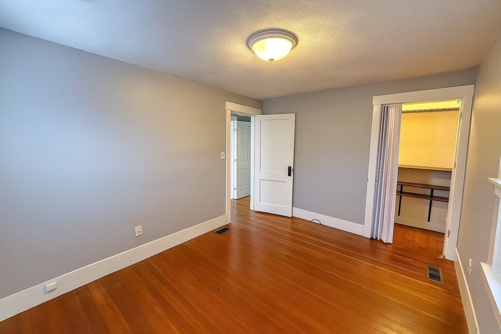 129 Lake Street Waltham, MA 02451 - Photo 22 of 39