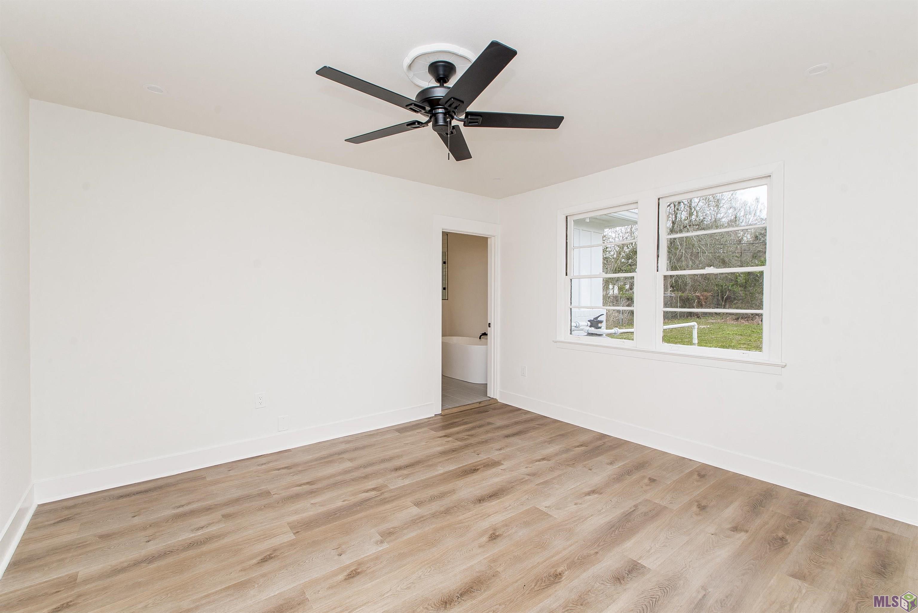 576 Broadmoor Avenue Baton Rouge, LA 70815 - Photo 13 of 27 Gallery Image 13