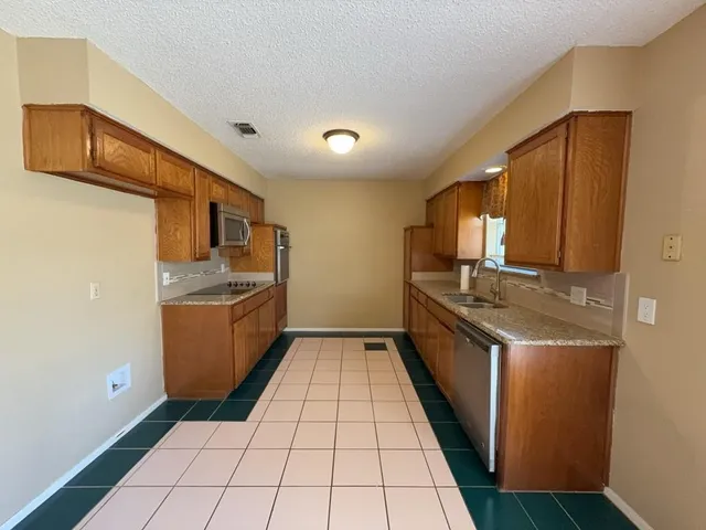 $2,095 | 5604 Ember Drive, Arlington, TX 76016