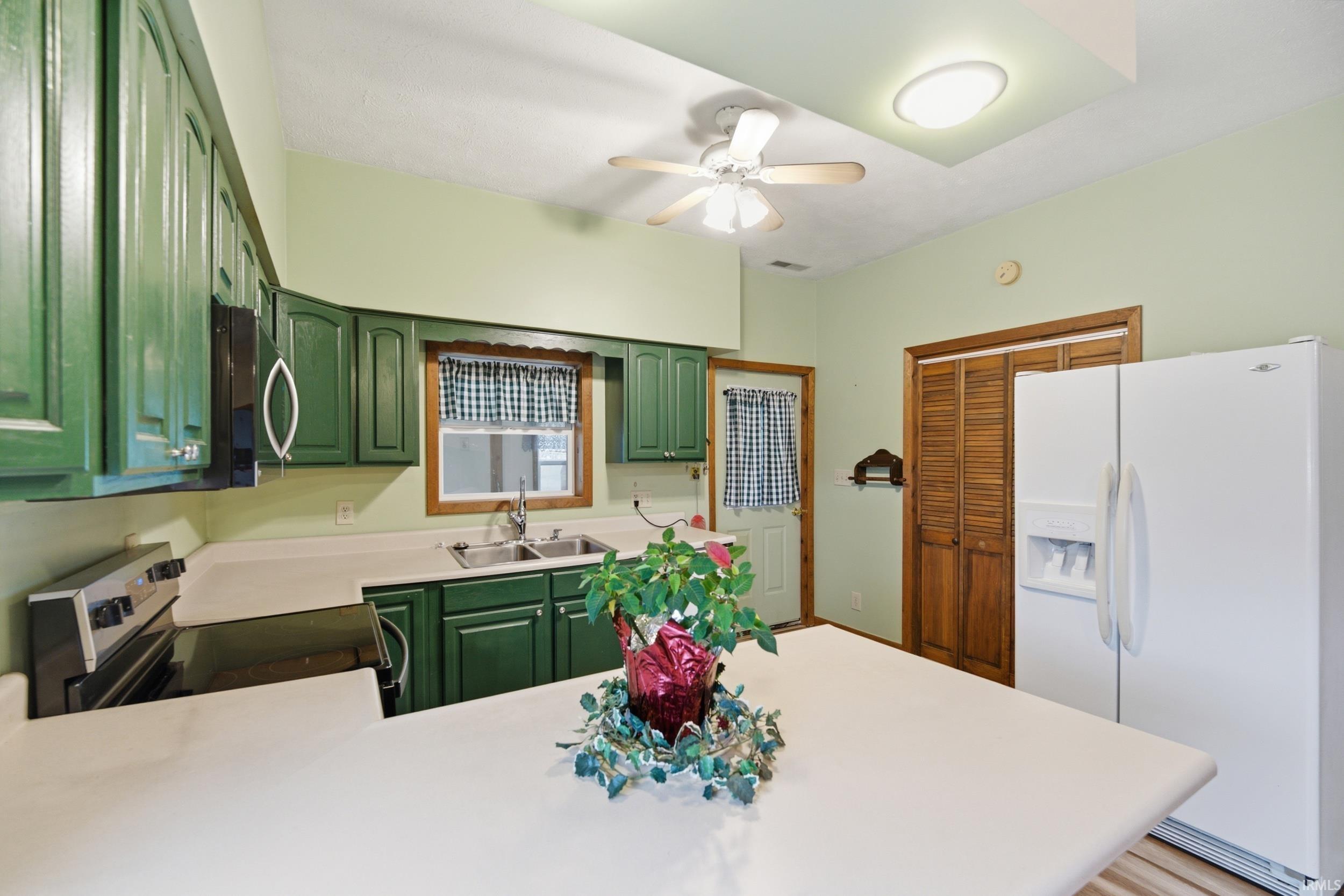 4236 South County Line Road East Mulberry, IN 46058 - Photo 10 of 35
