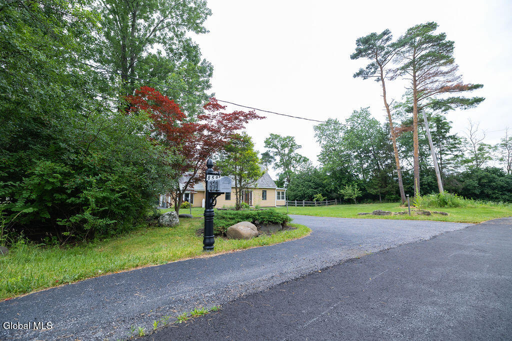 859 Putnam Road Rotterdam, NY 12306 - Photo 3 of 90 0S4A6846
