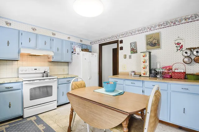 $325,000 | 386 Redemption Rock Trail, Sterling, MA 01564