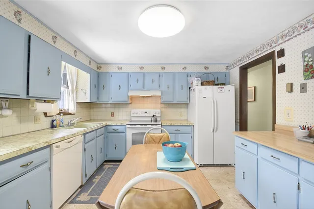 $325,000 | 386 Redemption Rock Trail, Sterling, MA 01564