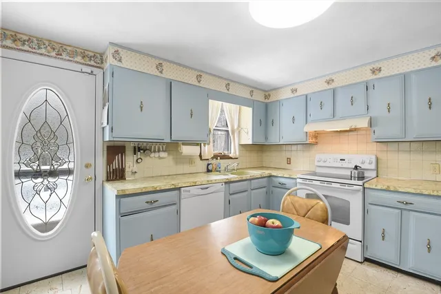 $325,000 | 386 Redemption Rock Trail, Sterling, MA 01564