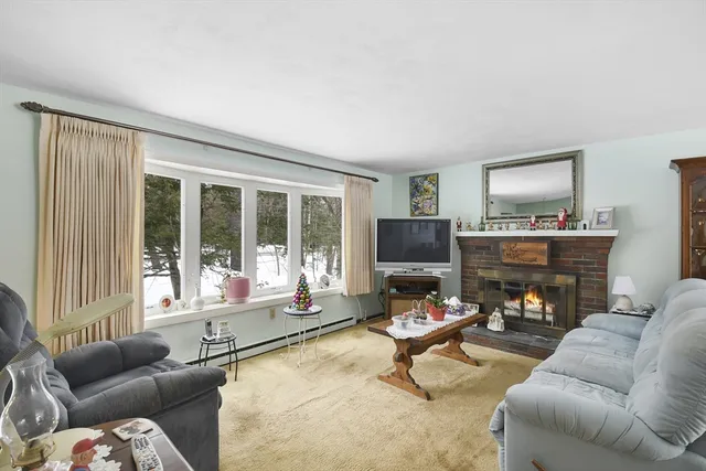 $325,000 | 386 Redemption Rock Trail, Sterling, MA 01564