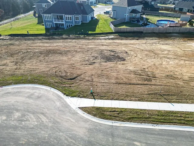 $100,000 | Lot 9 Stone Creek Avenue, Tonganoxie, KS 66086