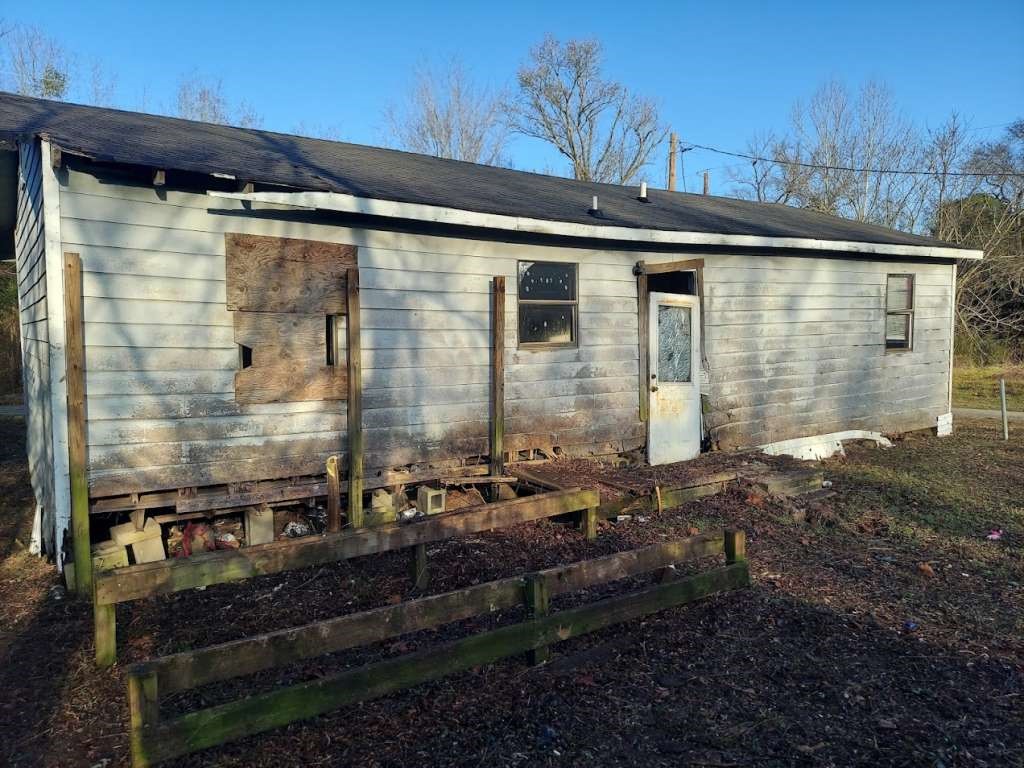 105 Lodge Street Ore City, TX 75683 - Photo 3 of 3