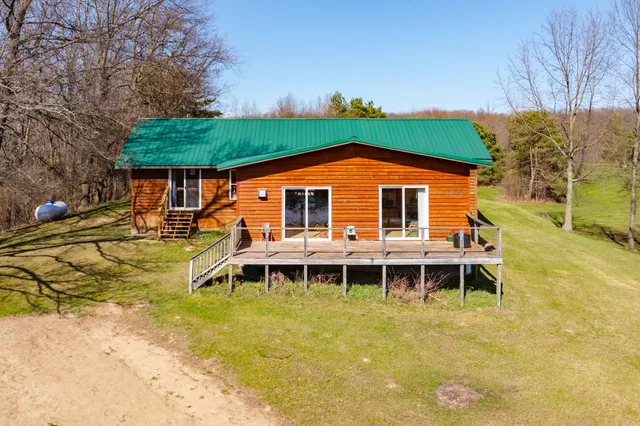 $325,000 | 7350 Cedar Creek Road, Delton, MI 49046