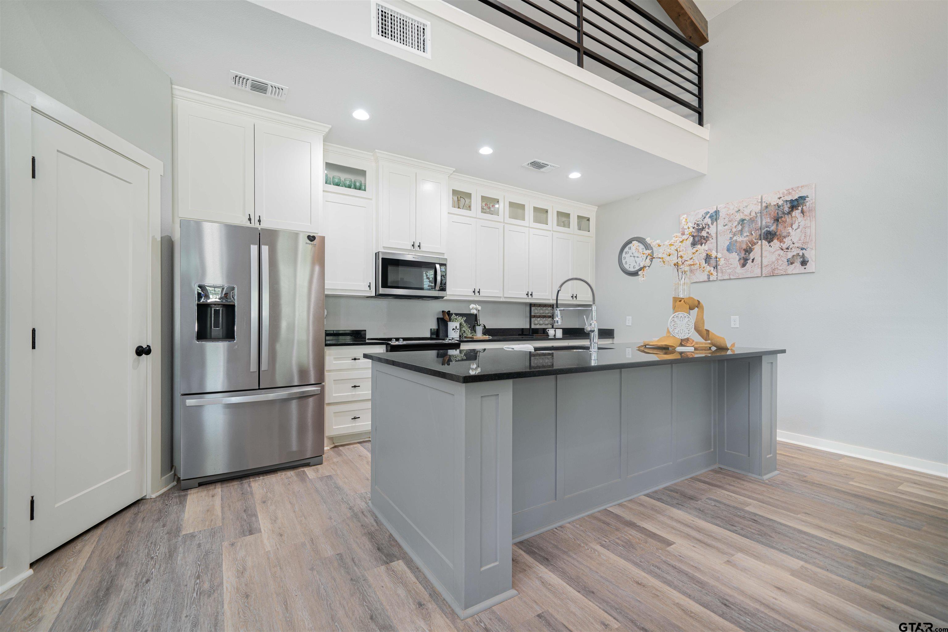 7635 Highway 271 Mount Pleasant, TX 75455 - Photo 11 of 46