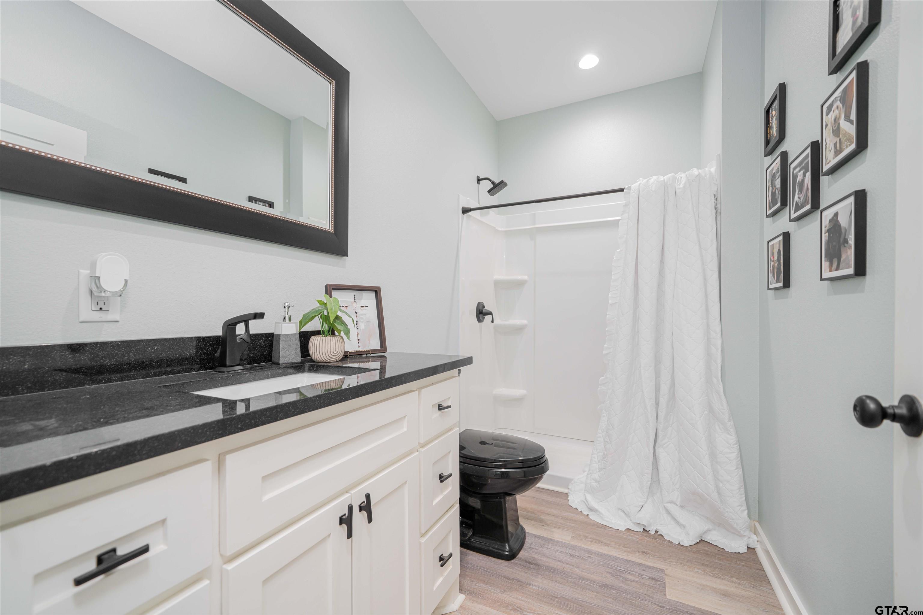 7635 Highway 271 Mount Pleasant, TX 75455 - Photo 15 of 46