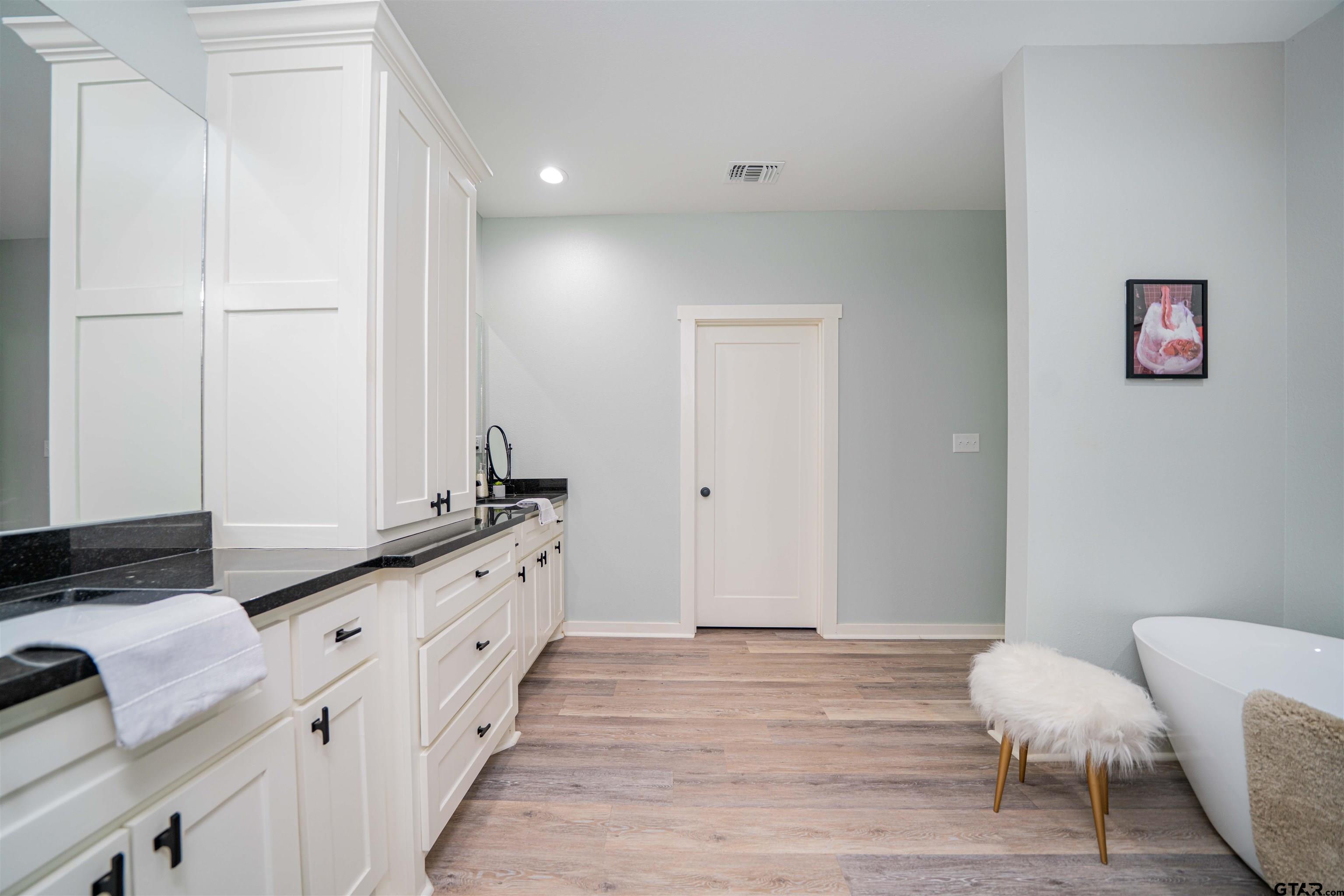 7635 Highway 271 Mount Pleasant, TX 75455 - Photo 20 of 46