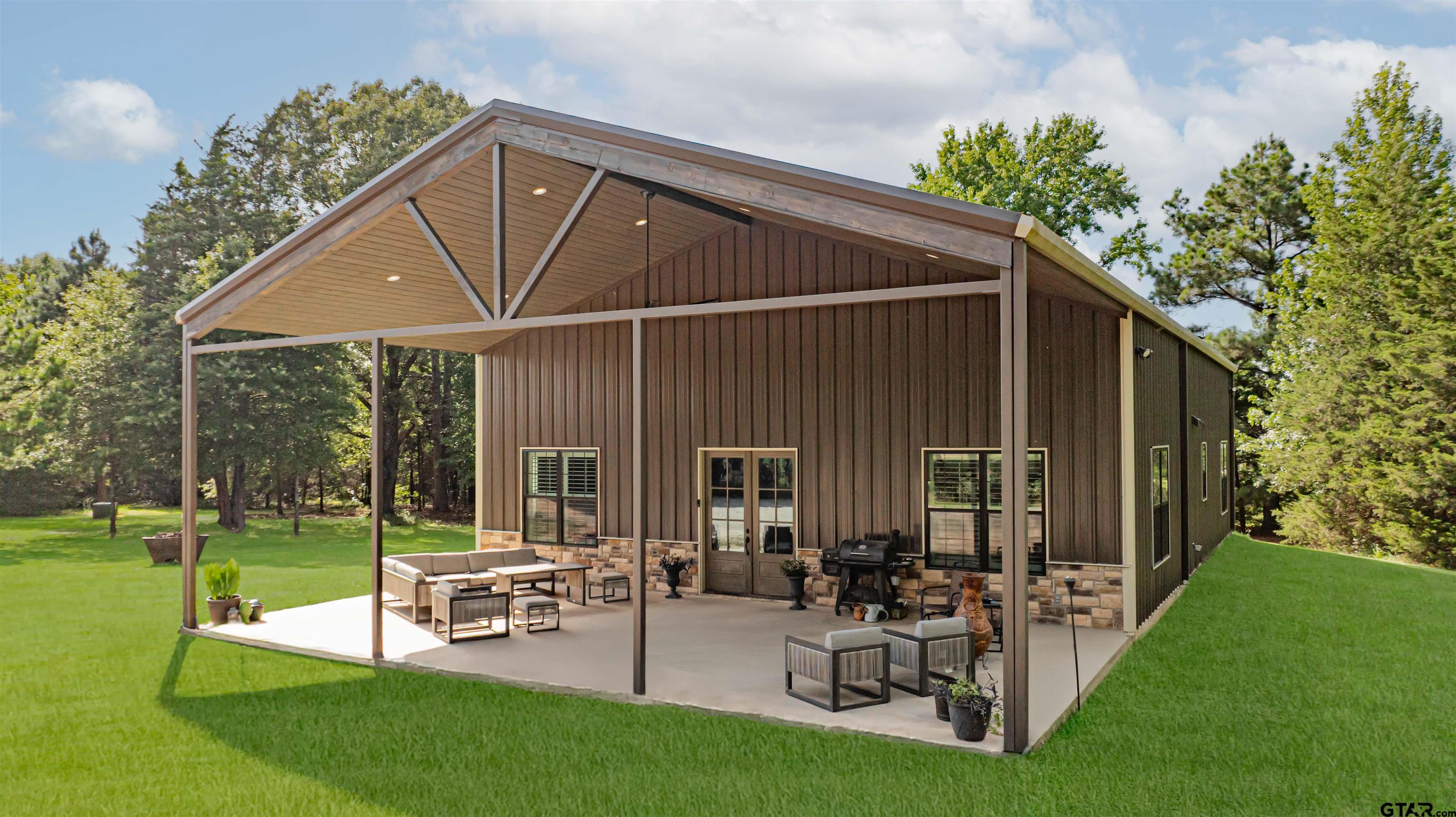 7635 Highway 271 Mount Pleasant, TX 75455 - Photo 2 of 46