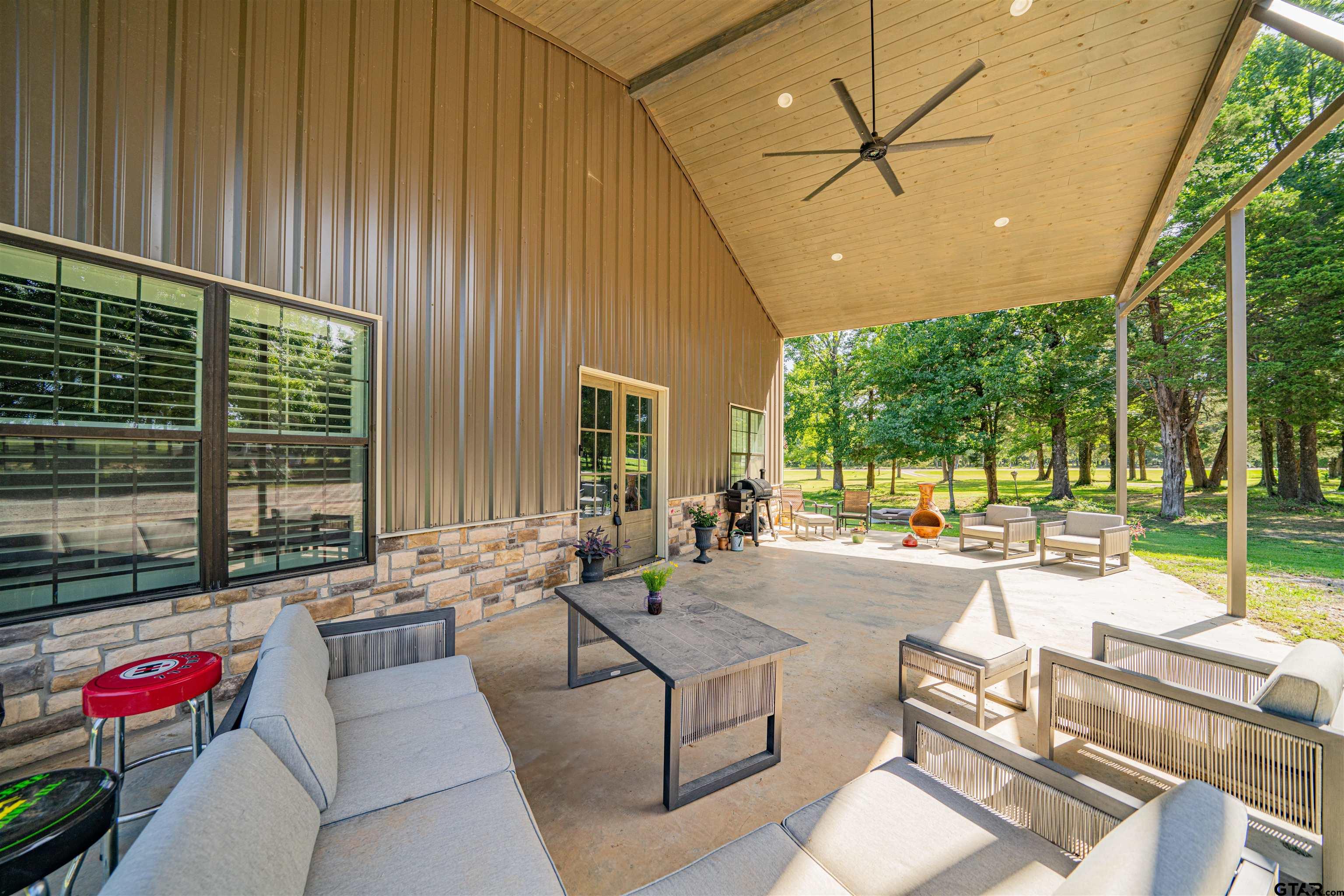 7635 Highway 271 Mount Pleasant, TX 75455 - Photo 3 of 46