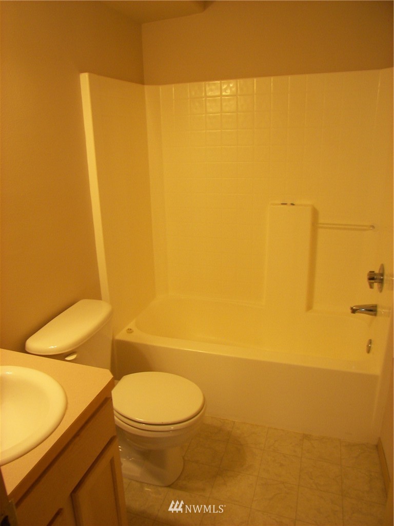 1310 196th Place Southeast Bothell, WA 98012 - Photo 16 of 24