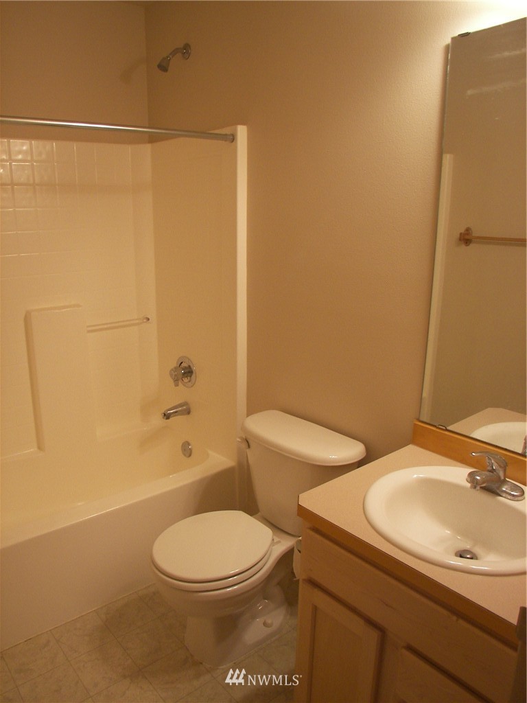 1310 196th Place Southeast Bothell, WA 98012 - Photo 18 of 24