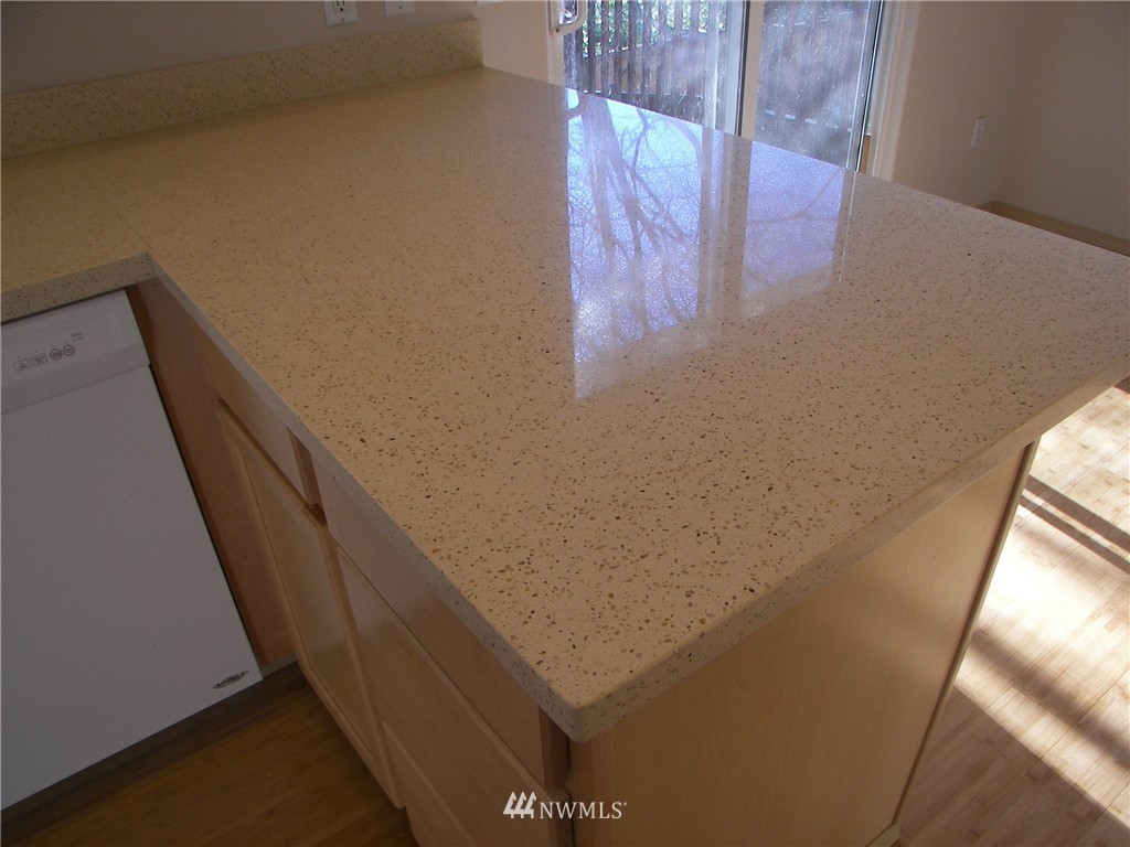 1310 196th Place Southeast Bothell, WA 98012 - Photo 5 of 24