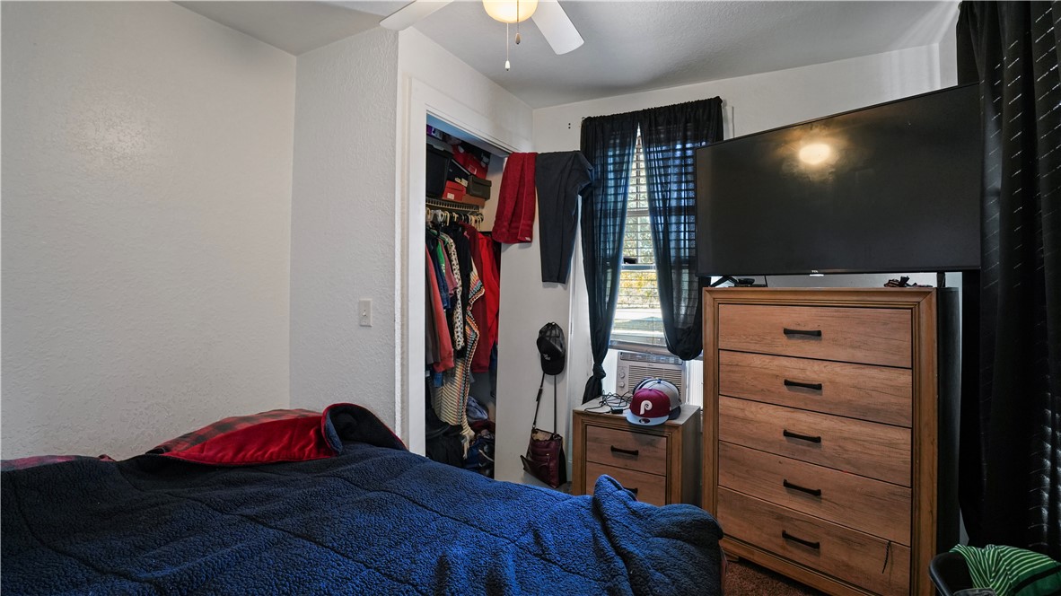 761 South 4th Street Jesup, GA 31545 - Photo 29 of 30 side apartment bedroom