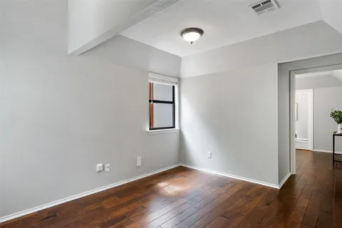 $585,000 | 10100 Talleyran Drive, Austin, TX 78750