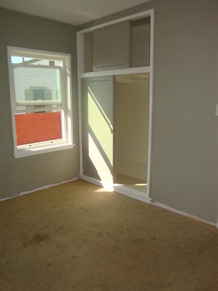 488 D Street Chula Vista, CA 91910 - Photo 10 of 19 an empty room with a window