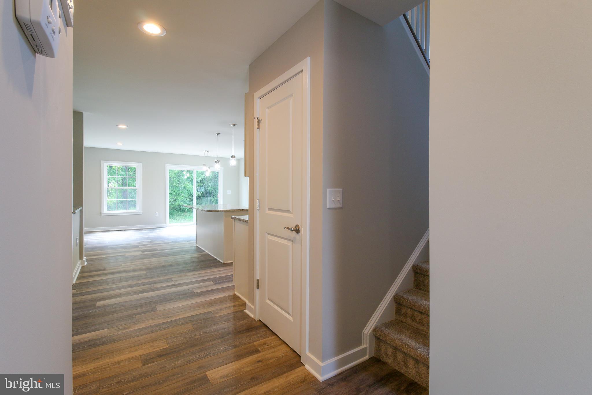 2319 A Mountain View Road Stafford, VA 22556 - Photo 16 of 47 Hallway