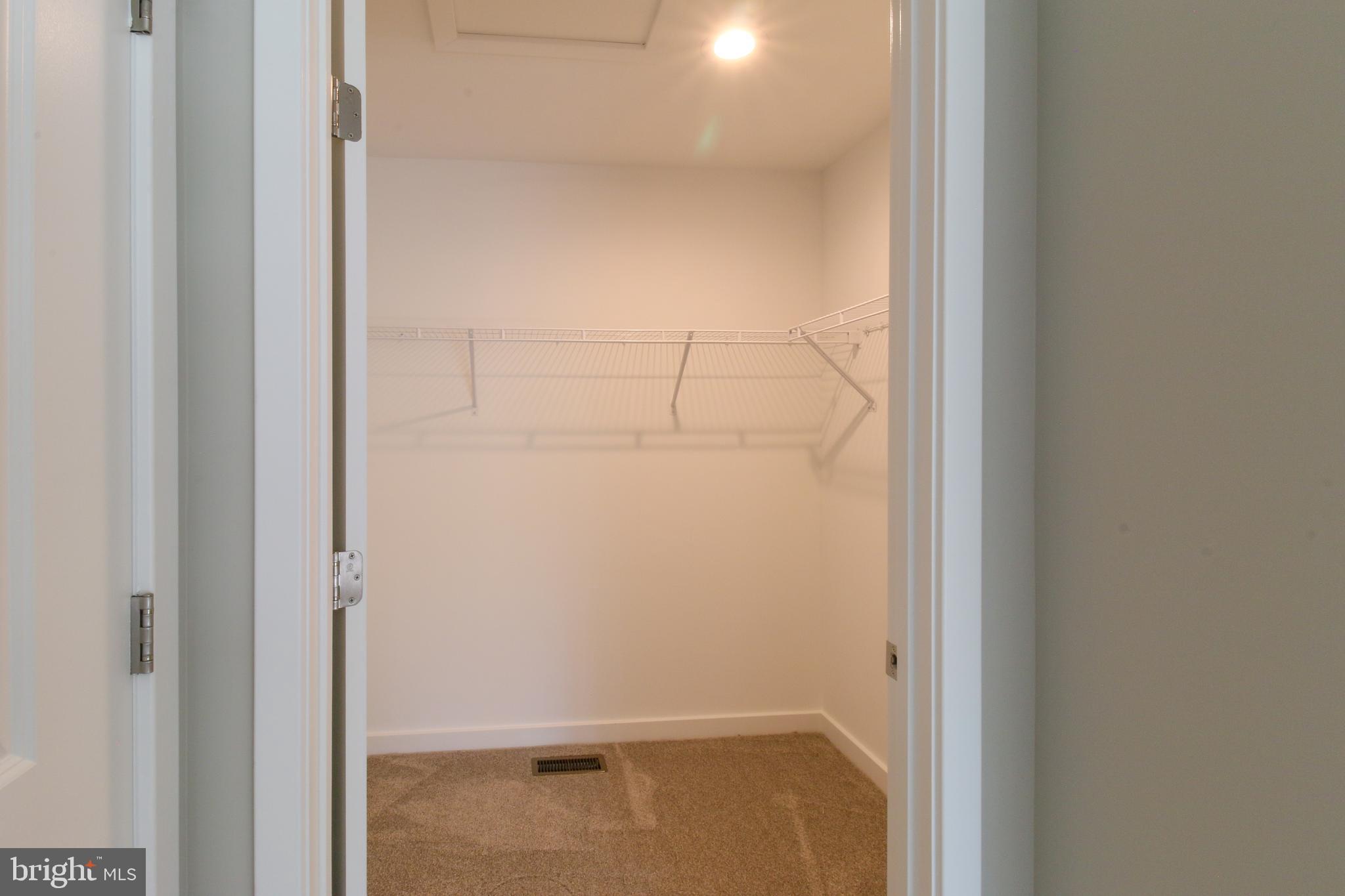 2319 A Mountain View Road Stafford, VA 22556 - Photo 25 of 47 Walk-in-closet