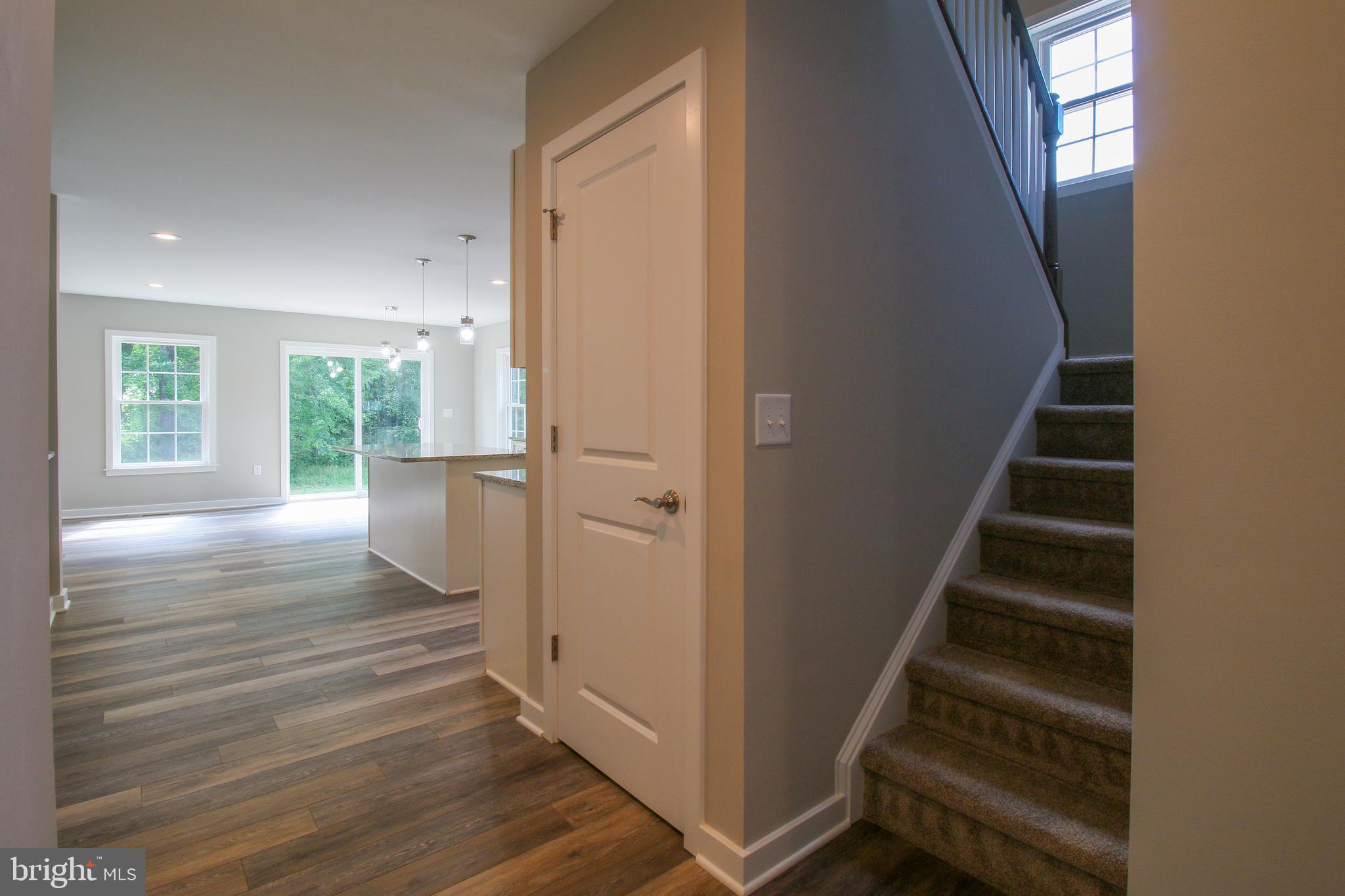 2319 A Mountain View Road Stafford, VA 22556 - Photo 27 of 47 Going Upstairs