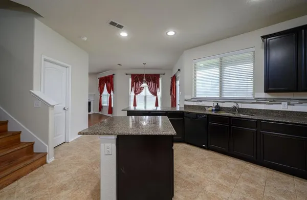 $2,400 | 800 Cormorant Drive, Sherman, TX 75092