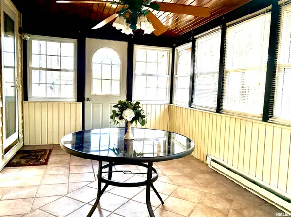 $209,900 | 3 Newland Lane, Jacksonville, IL 62650