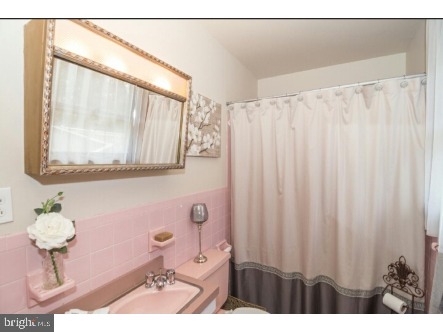 634 Quarry Road Perkasie, PA 18944 - Photo 16 of 25 Master Bathroom