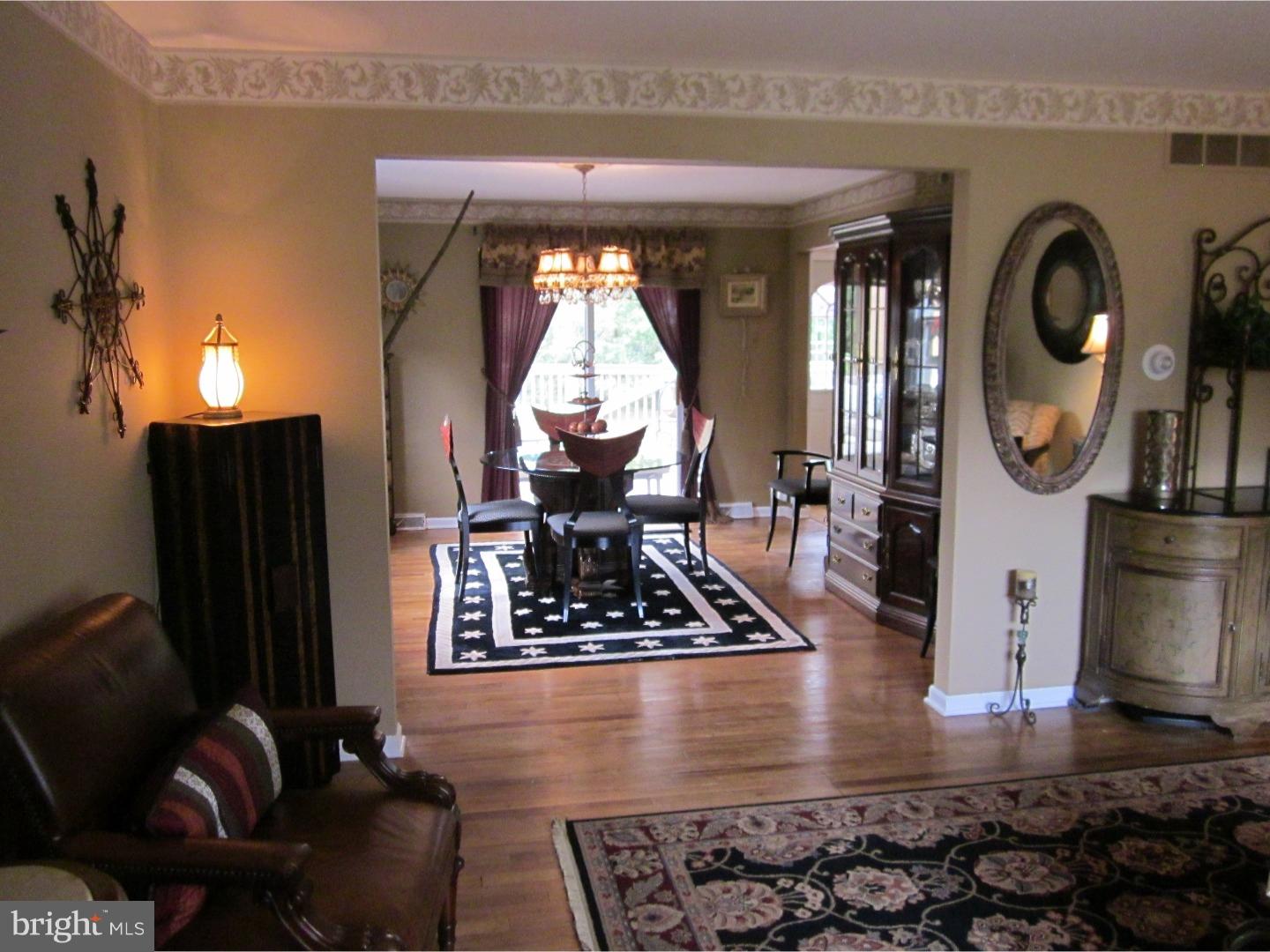 634 Quarry Road Perkasie, PA 18944 - Photo 8 of 25 Living Room