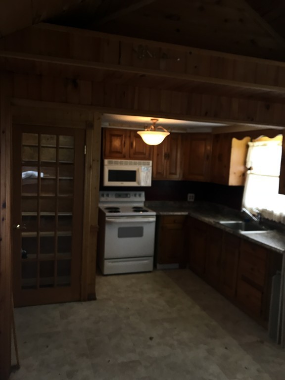 3 Badger Road Boston, MA 02136 - Photo 11 of 16 Gallery Image 11
