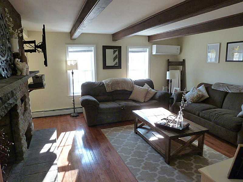 182 Hines Road Cumberland, RI 02864 - Photo 3 of 24 Living Room.
