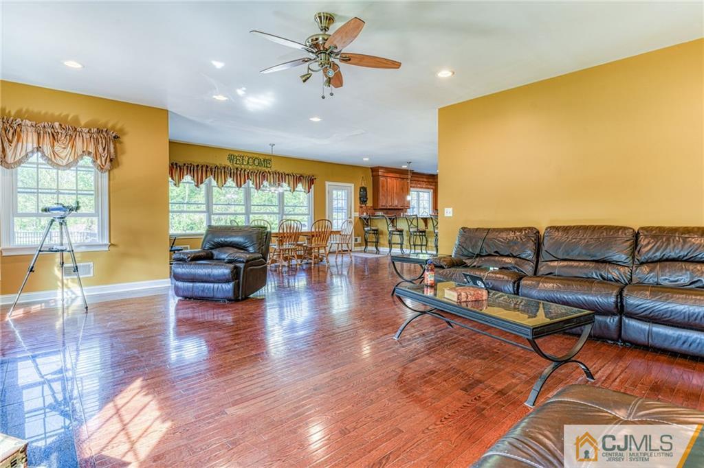 85 Davidson's Mill Road North Brunswick, NJ 08902 - Photo 22 of 39 a living room with furniture and a large window