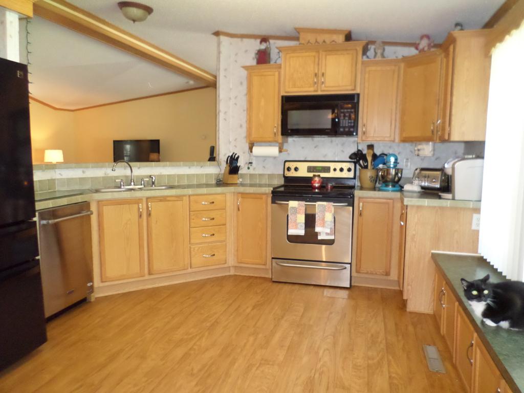 7 Rodier Road South Berwick, ME 03908 - Photo 3 of 33 Gallery Image 3